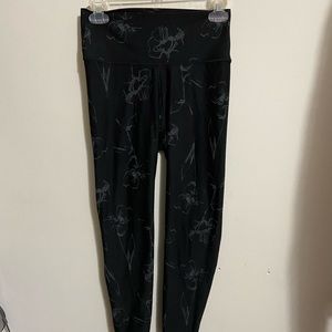 Fabletics 7/8 High Rise Powerhouse Hold Leggins